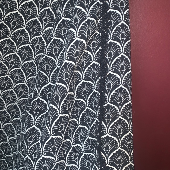 Ivanka‎ Trump Career Top | Small - Picture 4 of 4